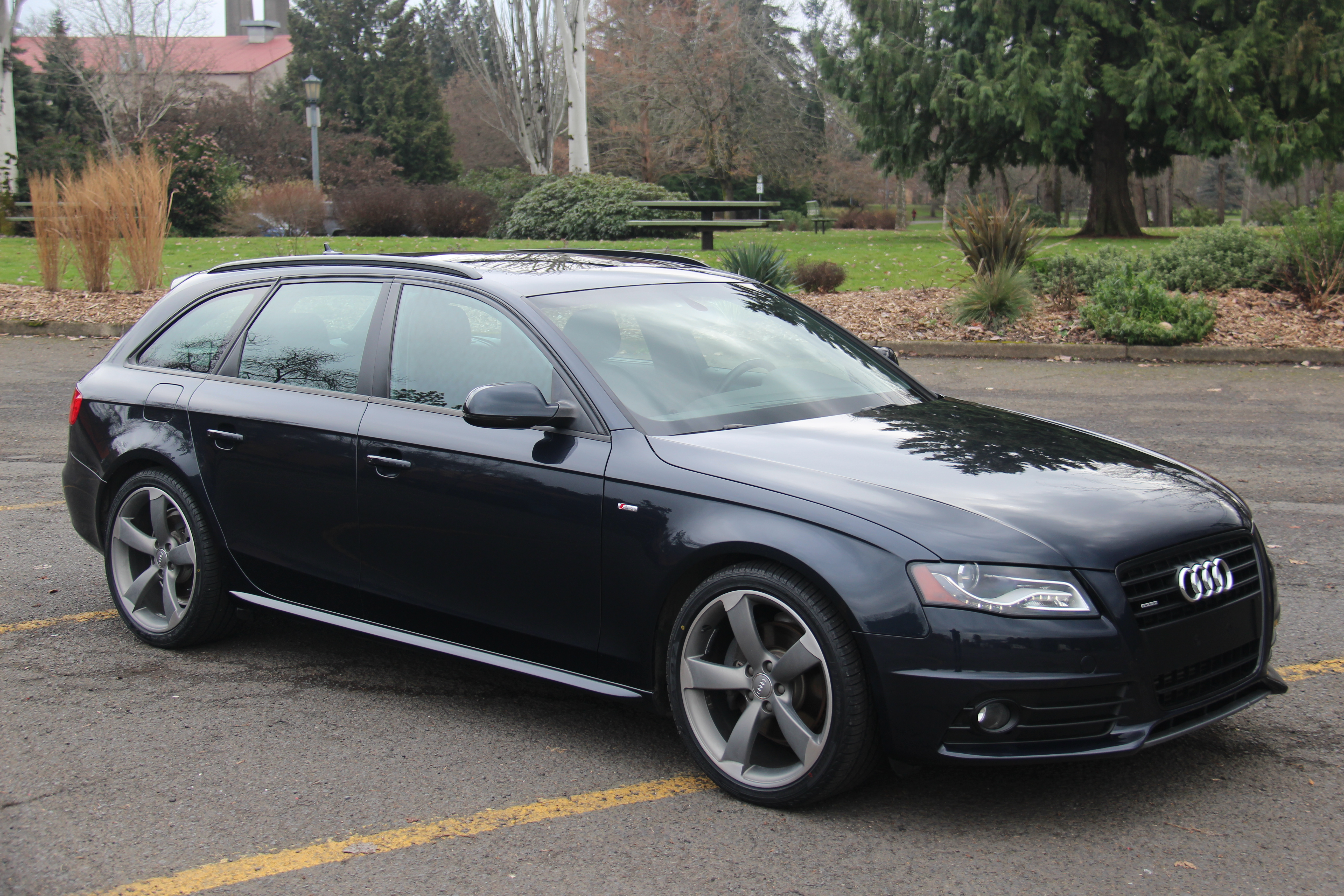 Audi a4 черная